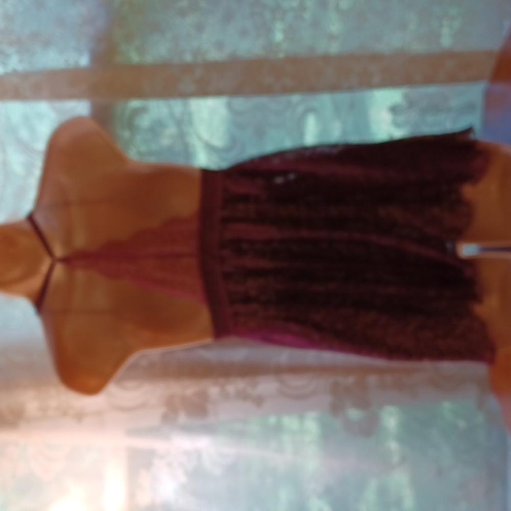 Victoria's Secret lace babydoll nightie - Picture 4 of 5